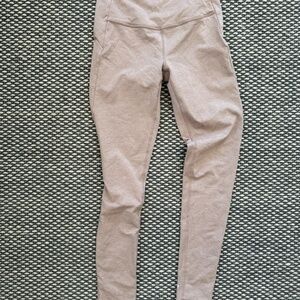 prana legging with back zipper pocket and reflector